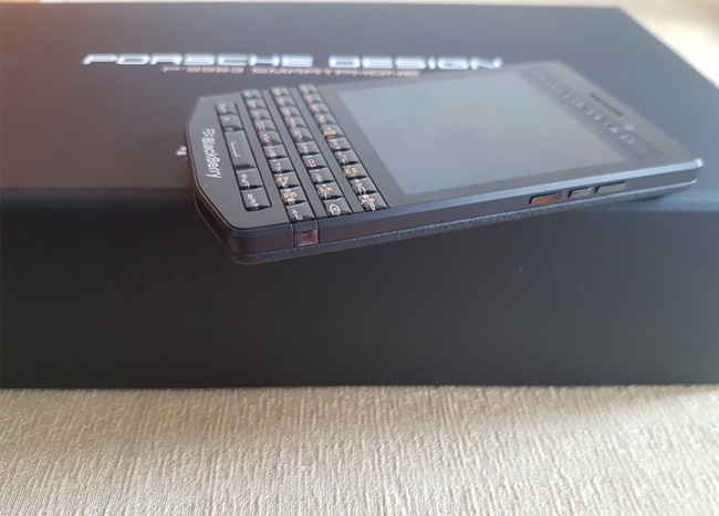 blackberry-porsche-design-p9983-duchuymobile-4