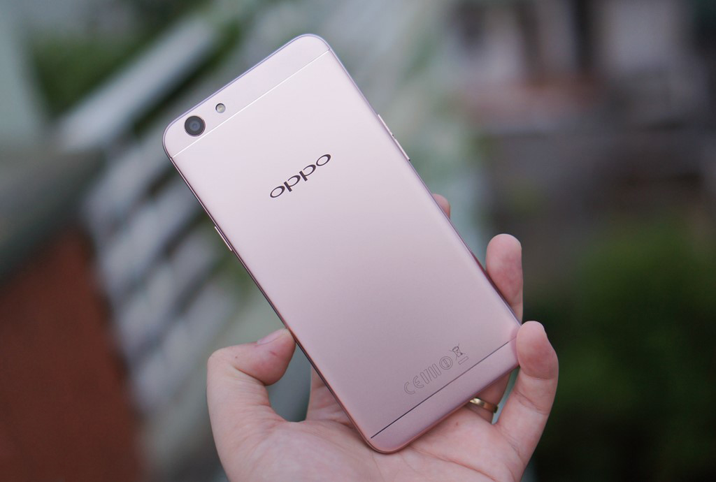oppo-f1s-mo-hop-danh-gia-nhanh-2