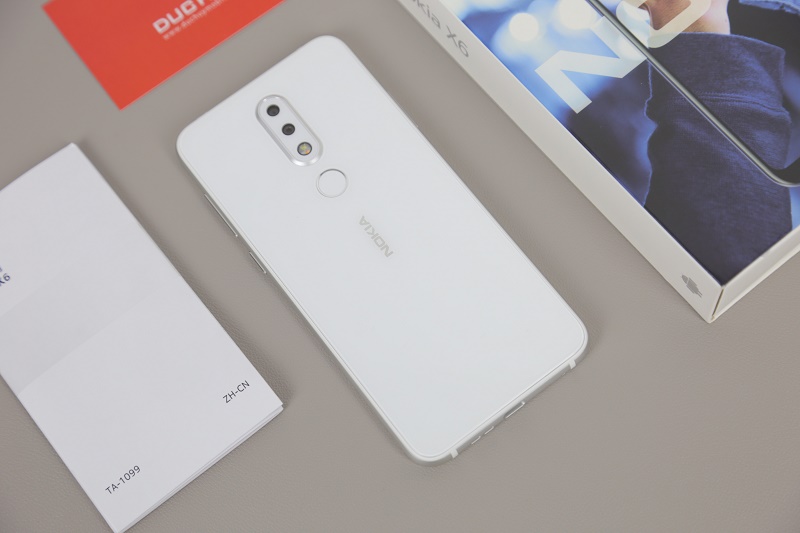 nokia x6 màu trắng máy 