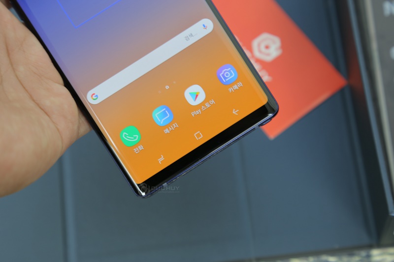 samsung galaxy note 9 đánh giá đánh giá cạnh dưới màn hình