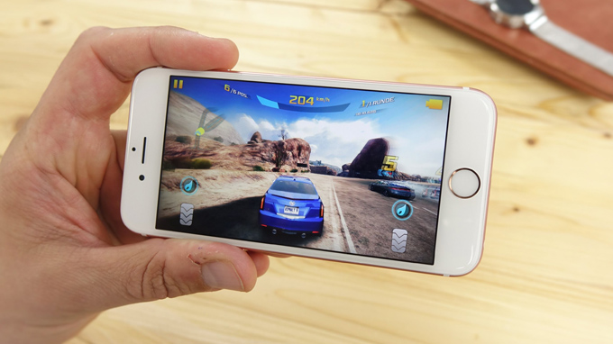 danh-gia-cau-hinh-choi-game-nang-iphone-6s-32gb-quoc-te-duchuymobile