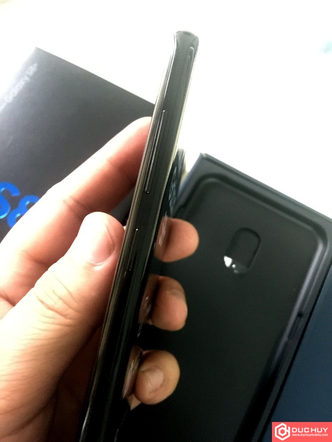 Hình ảnh Samsung Galaxy S8 Plus RAM 6GB, giá hấp dẫn