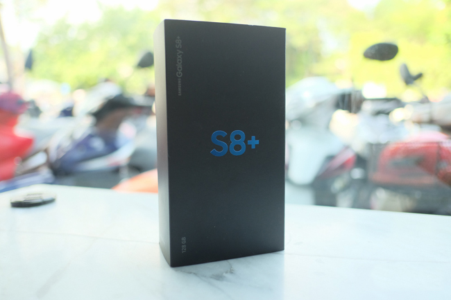 Samsung-Galaxy-S8-Plus-RAM-6GB-hop-dung