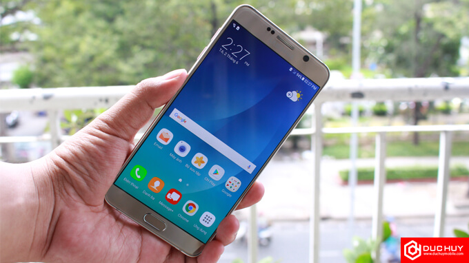 So sánh Samsung Galaxy Note 5 và iPhone 6 - 3