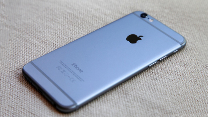 So sánh Samsung Galaxy Note 5 và iPhone 6 - 6