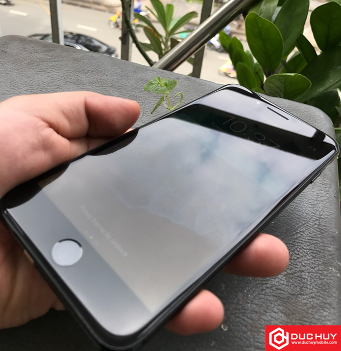 thiet-ke-iphone-7-plus-128gb-cu-gia-re-duchuymobile