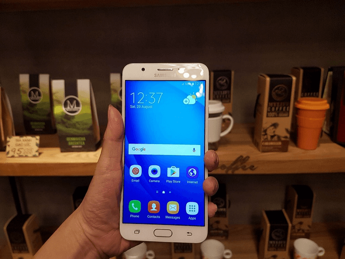 Giá bán Samsung Galaxy J7 Prime