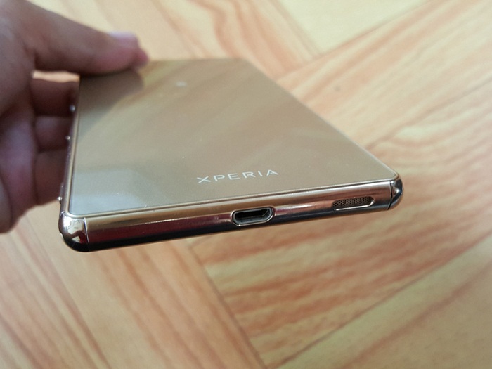 Cổng sạc Sony Xperia M5 Dual