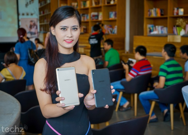 Lenovo Phab Plus – Smartphone có màn hình siêu lớn tại Việt Nam