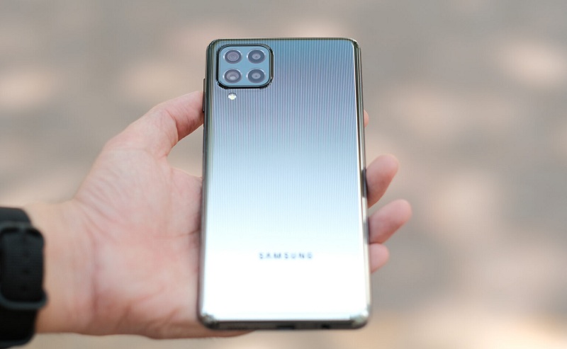 Samsung M62