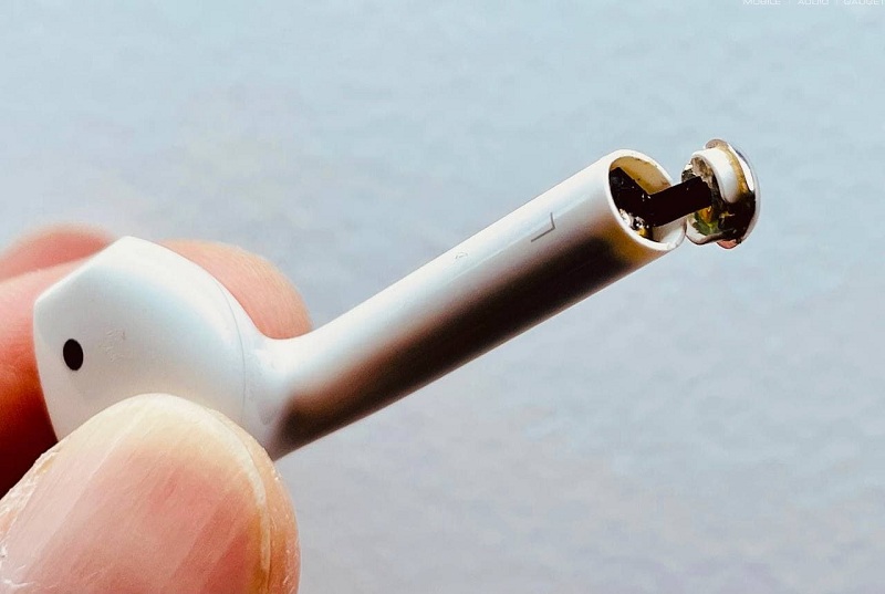 thay pin tai nghe Airpods 