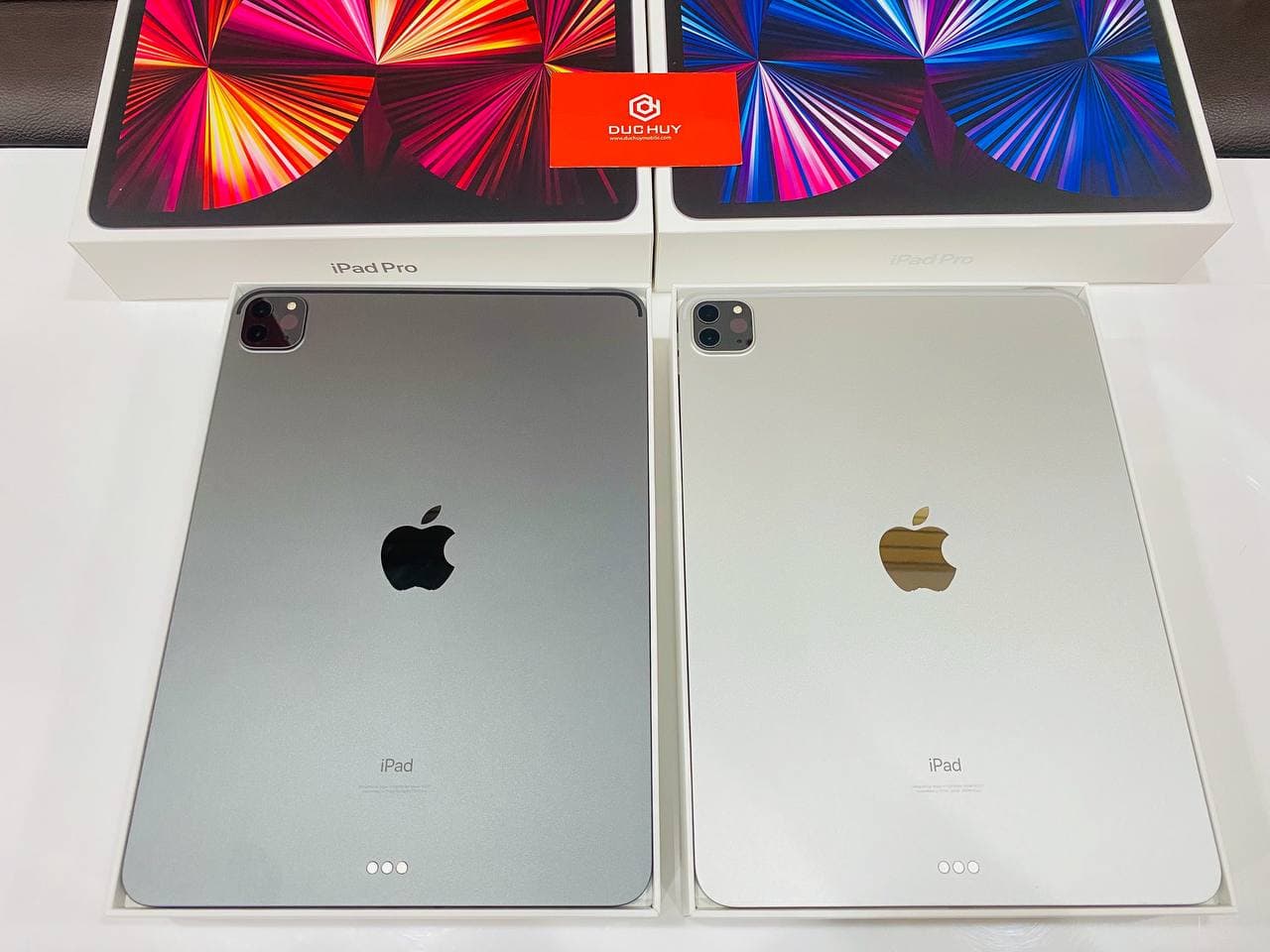 iPad Pro M1 2021 có 2 màu