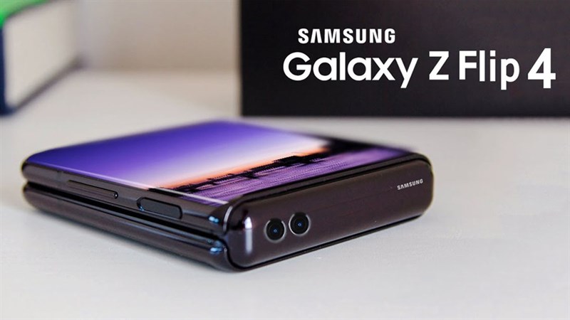 Galaxy Z Flip4 