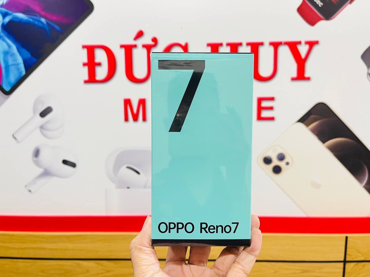 hộp OPPO Reno7 4G