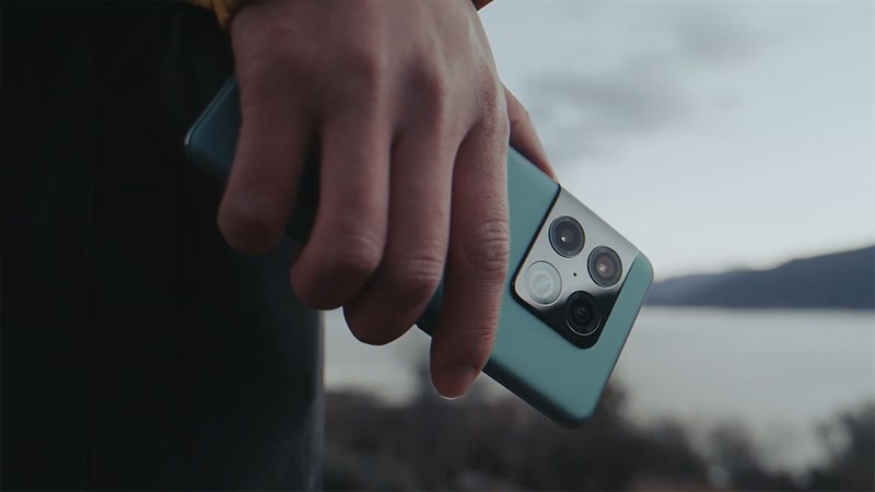 ngoại hình OnePlus 10 Pro