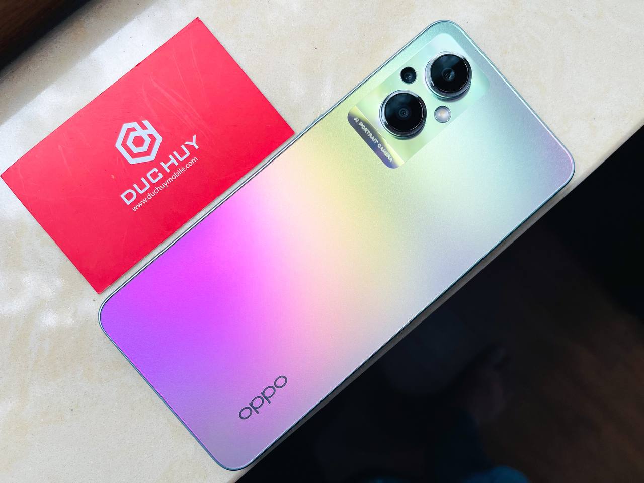 ngoại hình OPPO Reno7 Z 5G