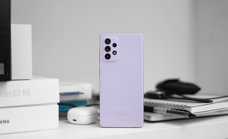 Mặt sau Samsung Galaxy A52s 5G