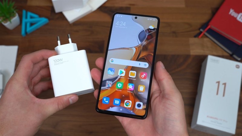 Mặt trước Xiaomi 11T Pro