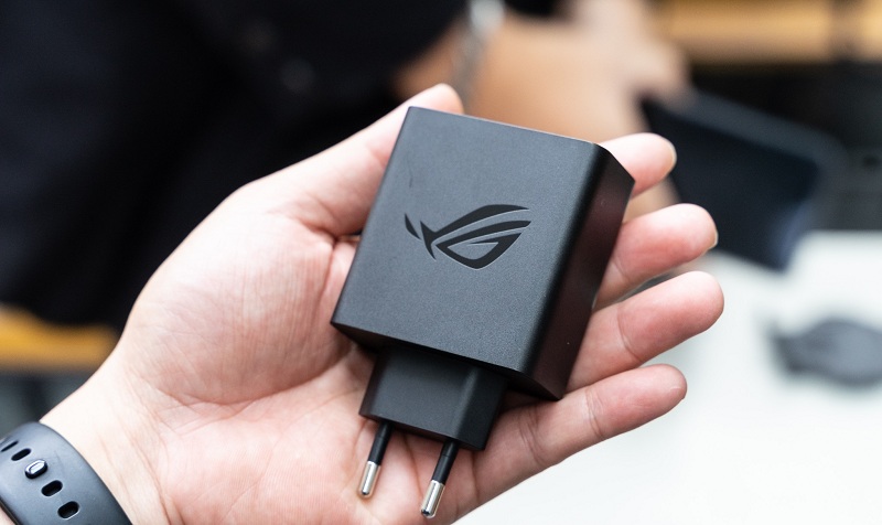 củ sạc ROG Phone 5