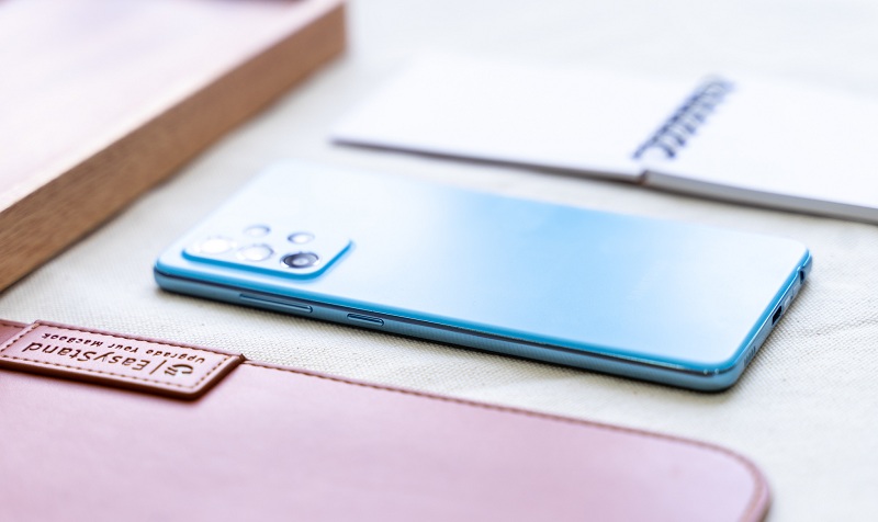 cạnh phải Galaxy A52