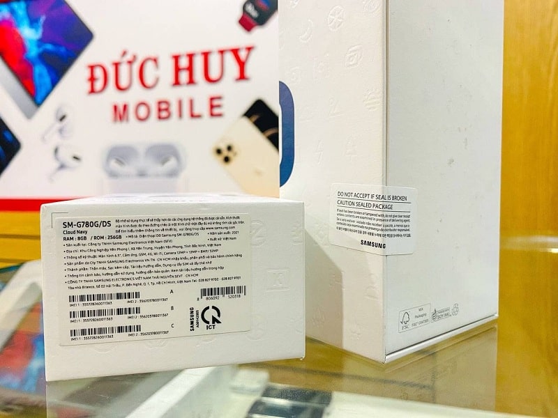 Galaxy S20 FE Snapdragon 865 New Seal