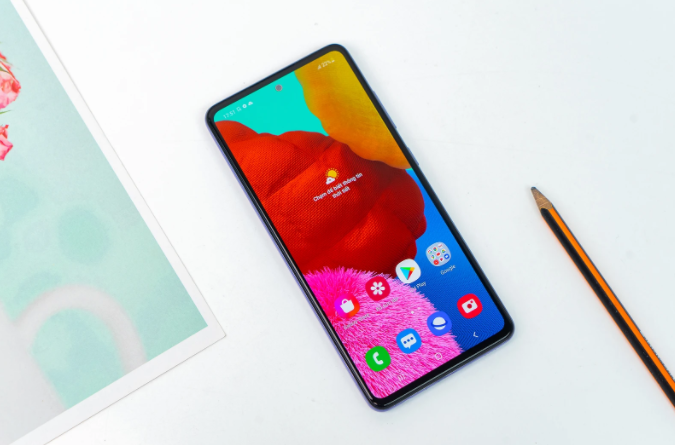màn hình Samsung Galaxy A52 vs Galaxy A32