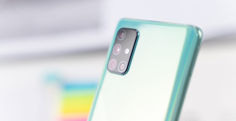 camera Galaxy A71