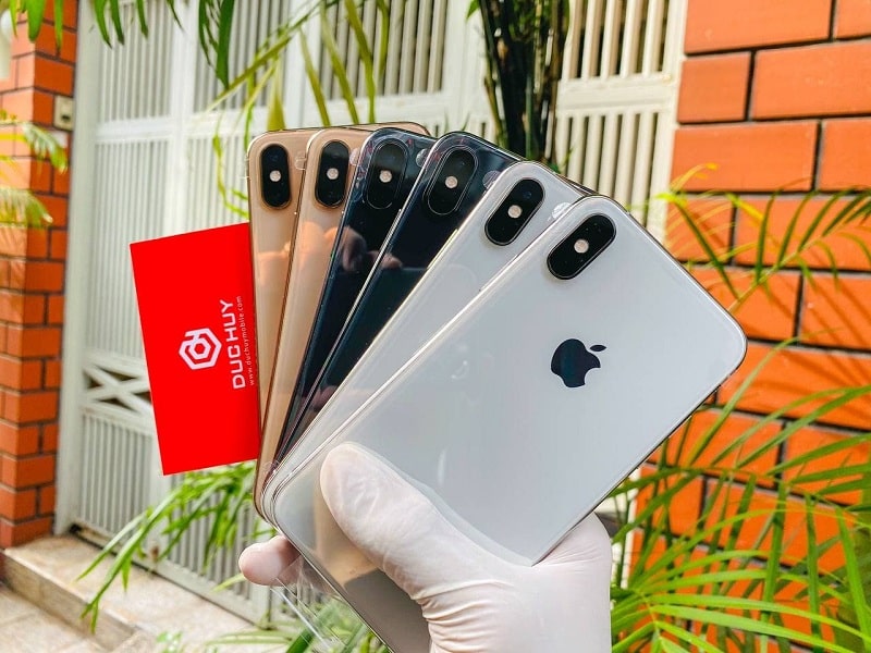 trên tay iPhone XS 64GB (Chưa Active)