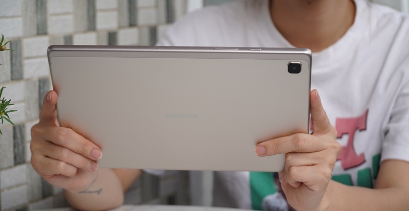 Trên tay Samsung Galaxy Tab A7 Lite