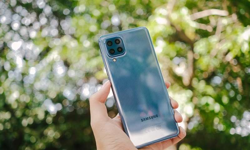 Mặt lưng Samsung Galaxy M32