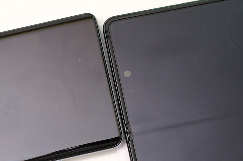 máy ảnh Galaxy Z Fold3 5G và Xiaomi Mi Mix 4