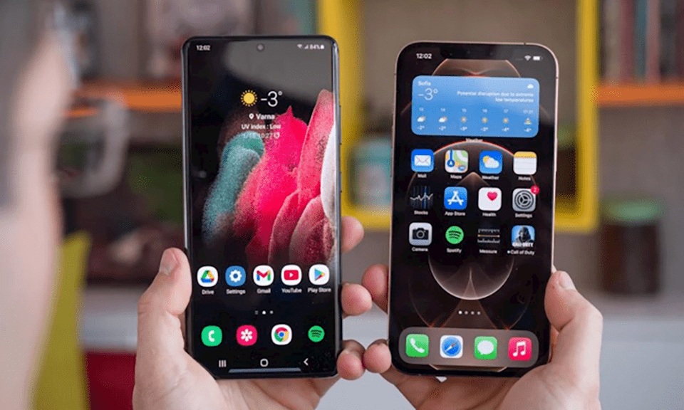 So sánh màn hình iPhone 13 Pro Max vs Galaxy S21 Ultra