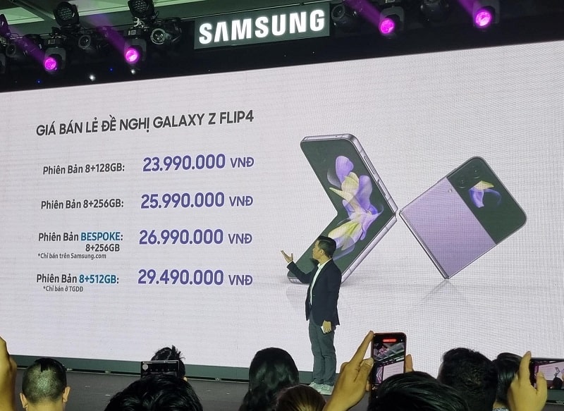 giá Samsung Galaxy Z Flip4 5G