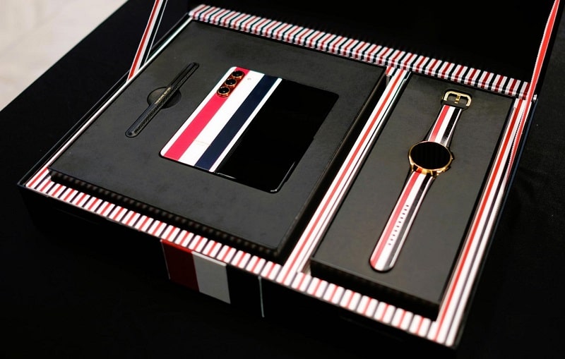 mở hộp Samsung Galaxy Z Fold5 5G Thom Browne Edition