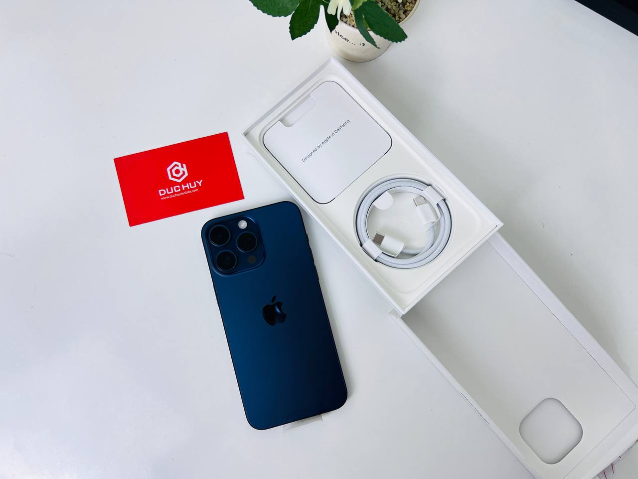 phụ kiện iPhone 15 Pro Max 512GB