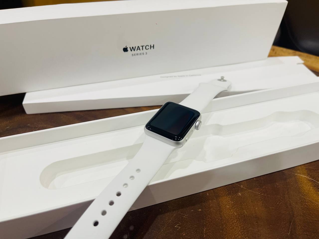 thiết kế Apple Watch Series 3 38mm GPS