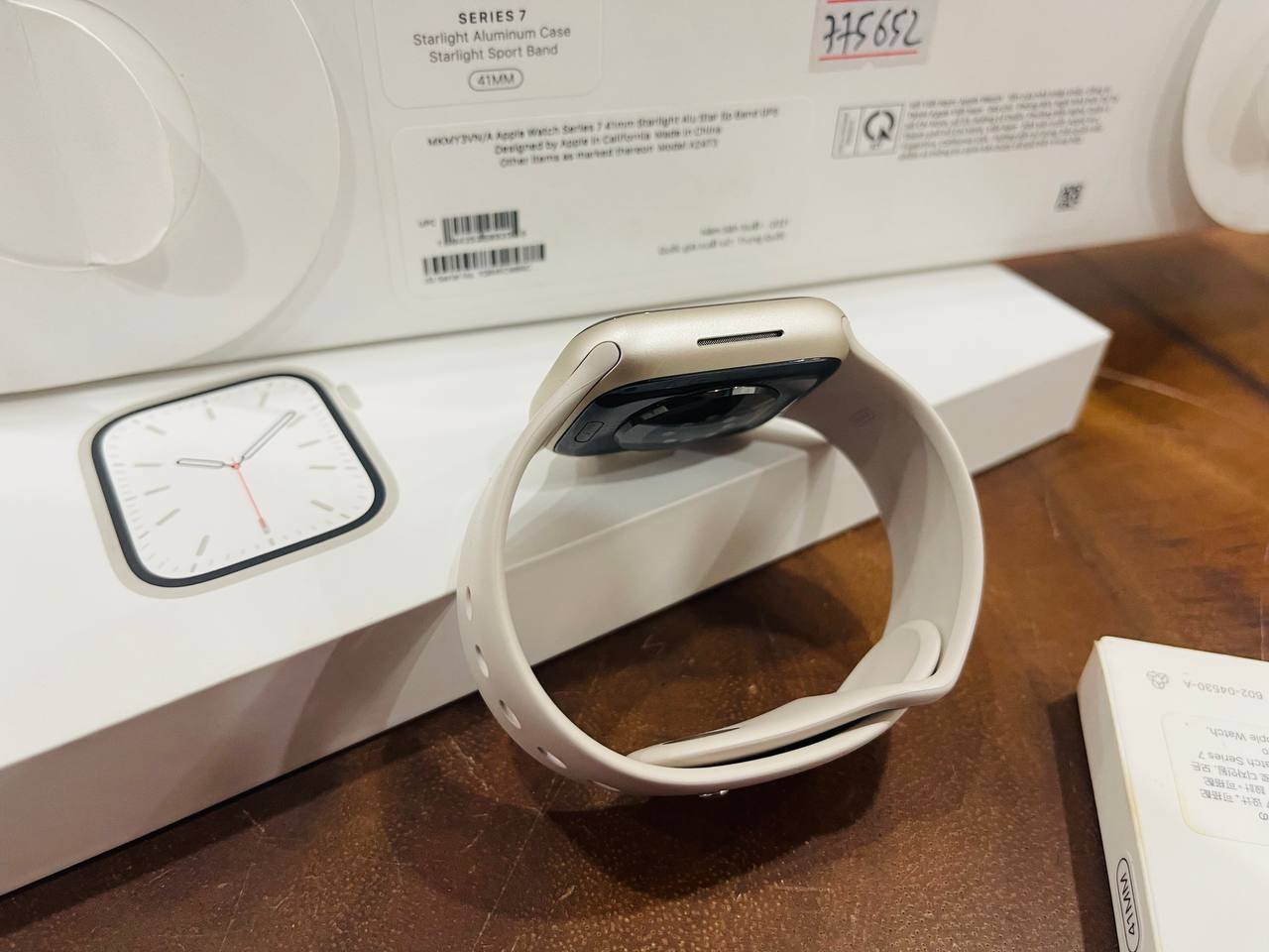 thiết kế Apple Watch Series 7 41mm GPS