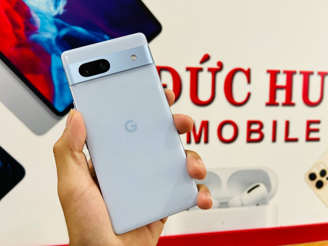 ngoại hình Google Pixel 7a