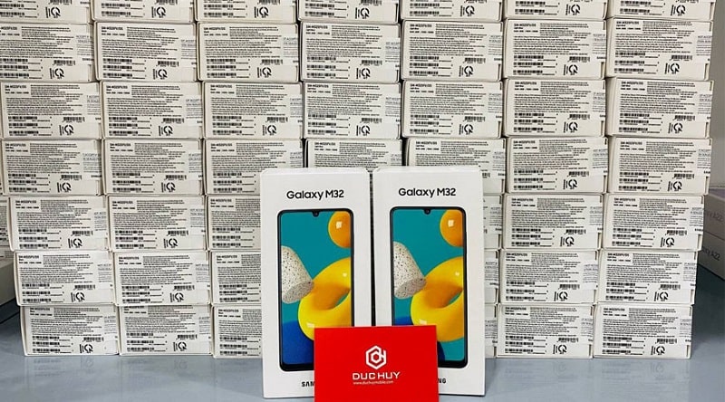 Có sẵn Galaxy M32 RAM 8GB