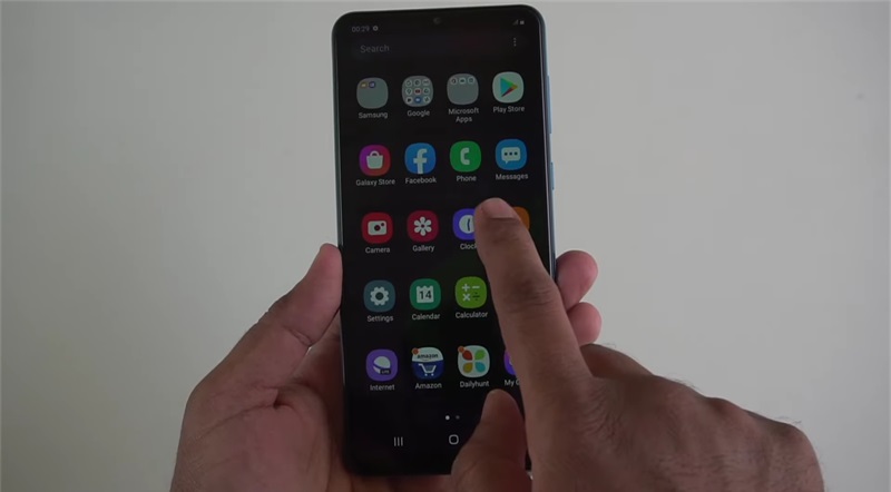 mua Samsung Galaxy M05