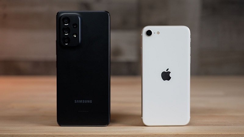 Thiết kế Samsung Galaxy A53 và Apple iPhone SE 2022