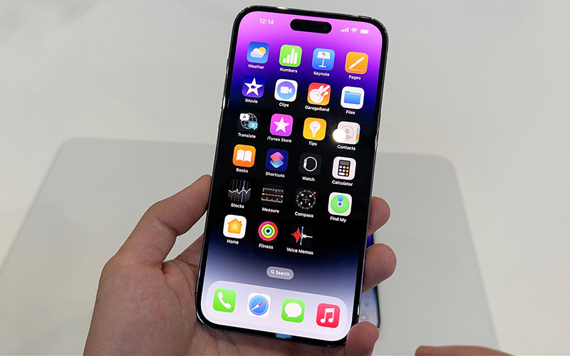 So sánh iPhone 14 Pro Max và Galaxy S23 Ultra về màn hình