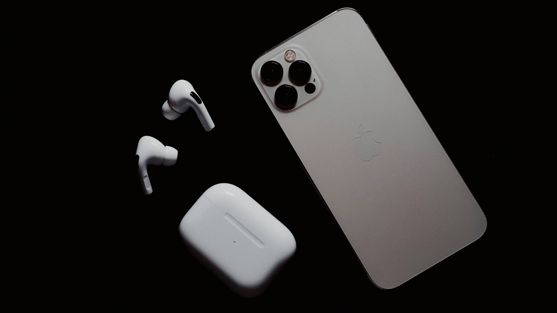 Check AirPods Pro chính hãng trên Web Apple