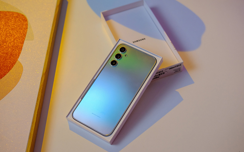 Samsung Galaxy A34 5G màu bạc