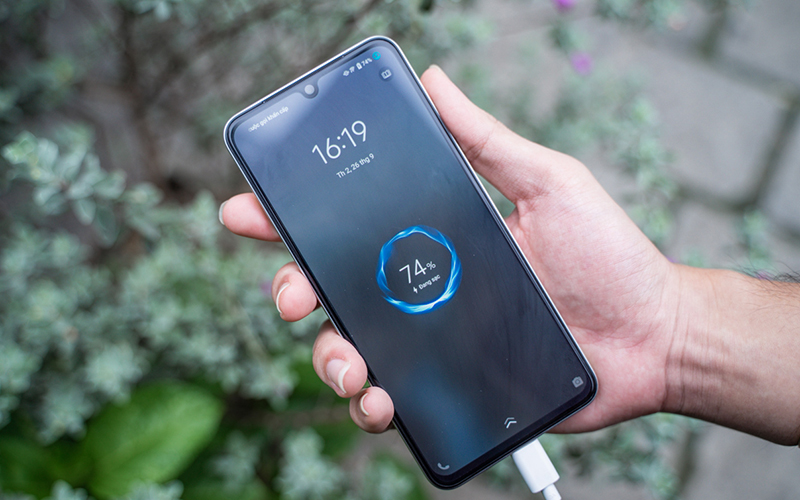 sạc nhanh Vivo V25E