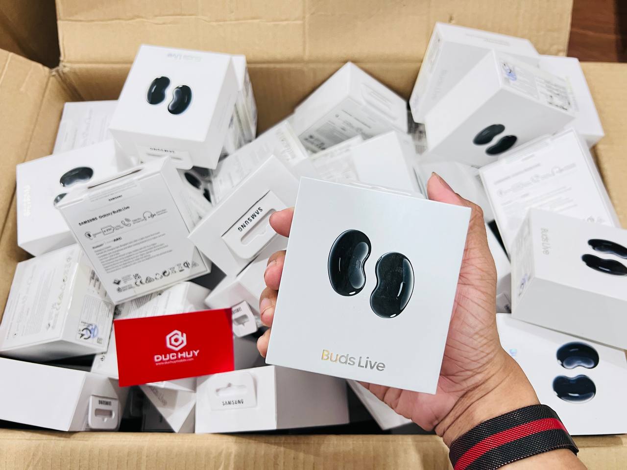 giá Galaxy Buds Live