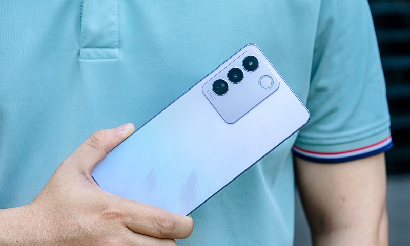 mặt lưng Vivo V27e