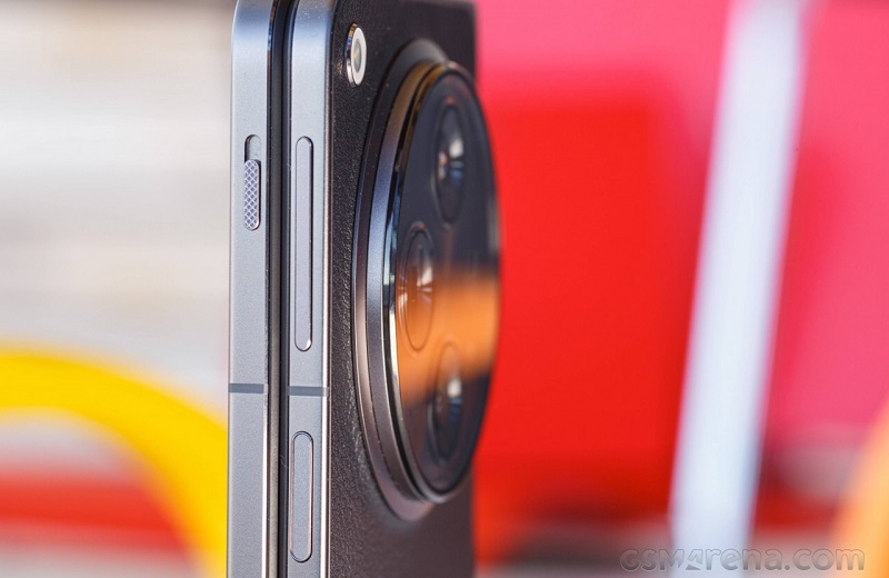 cần gạt âm OnePlus Open