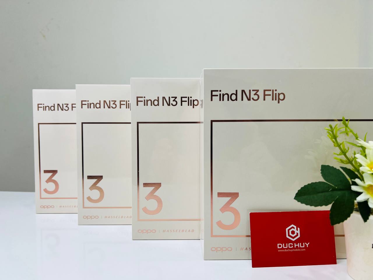 OPPO Find N3 Flip 5G sẵn hàng 