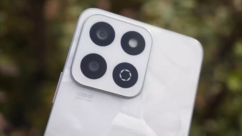 Camera chính 108MP là điểm nhấn của Honor X7c